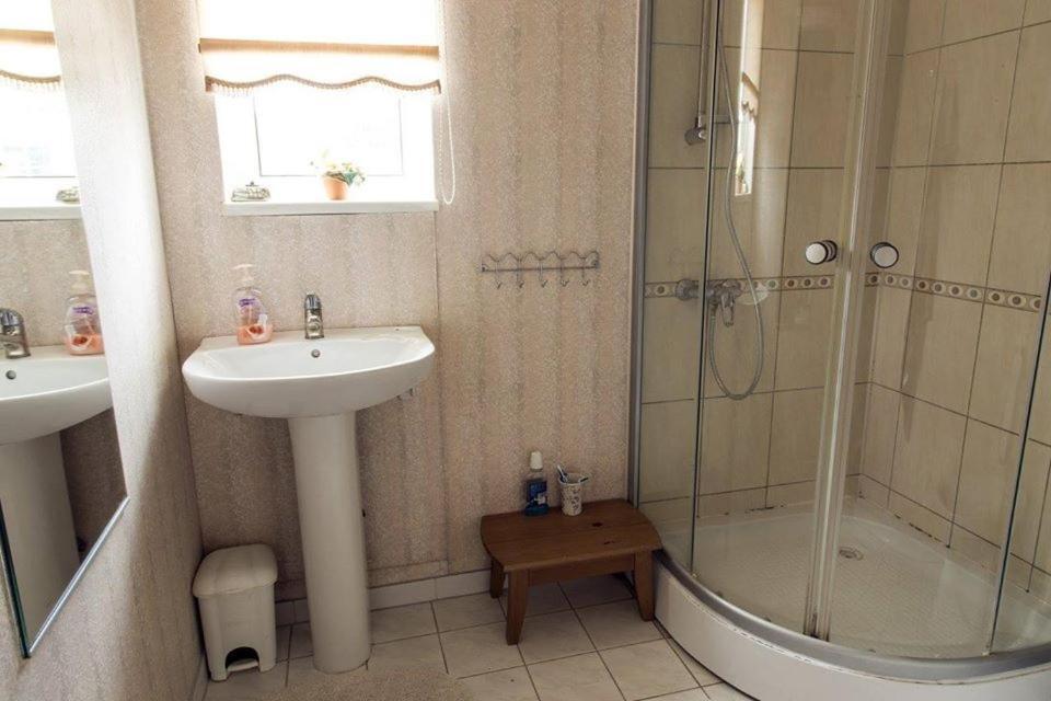 Vahe Guest House 珀尔察马 外观 照片