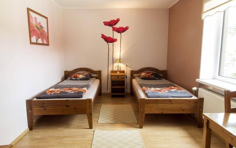 Vahe Guest House 珀尔察马 外观 照片