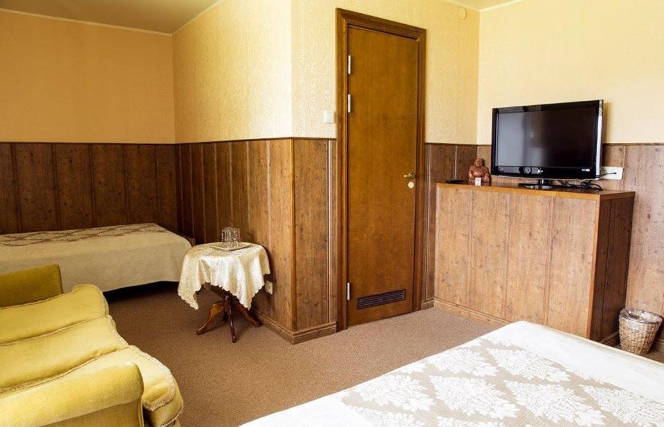 Vahe Guest House 珀尔察马 外观 照片